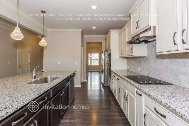 4226 Huntley Glen Dr