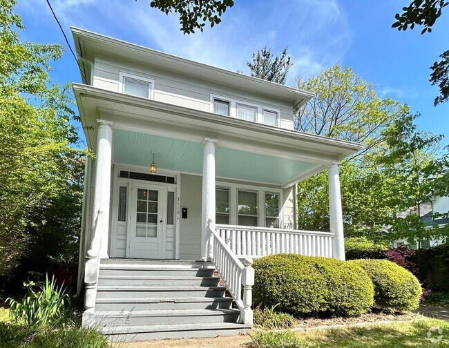 Building Photo - Welcome to this charming 3-bedroom "ASK AB... Rental