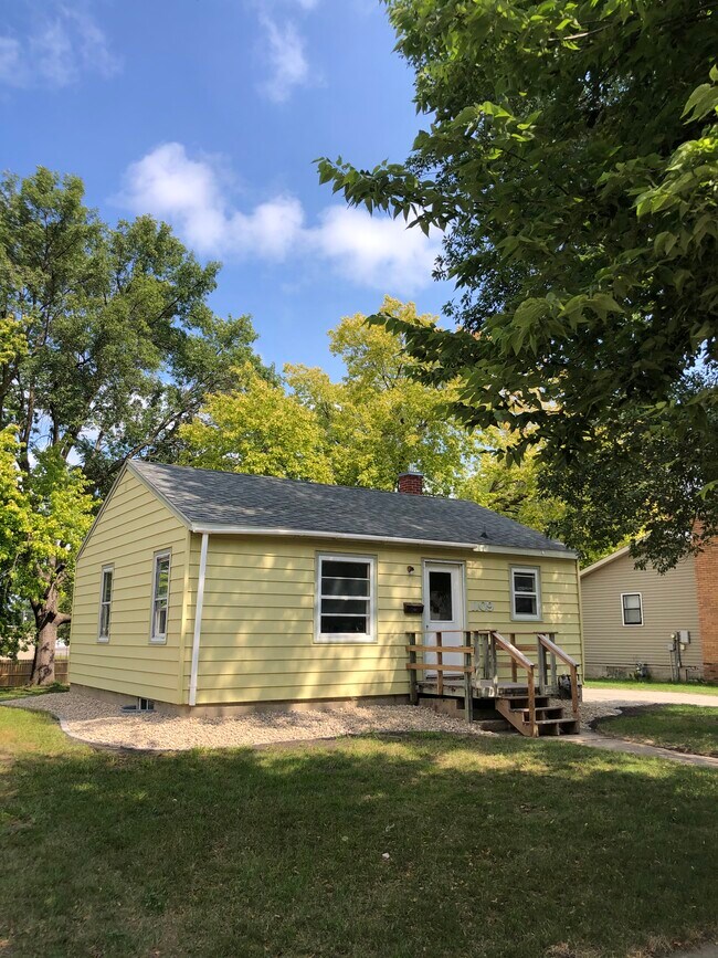 Photo - 1109 Elizabeth Ave SE