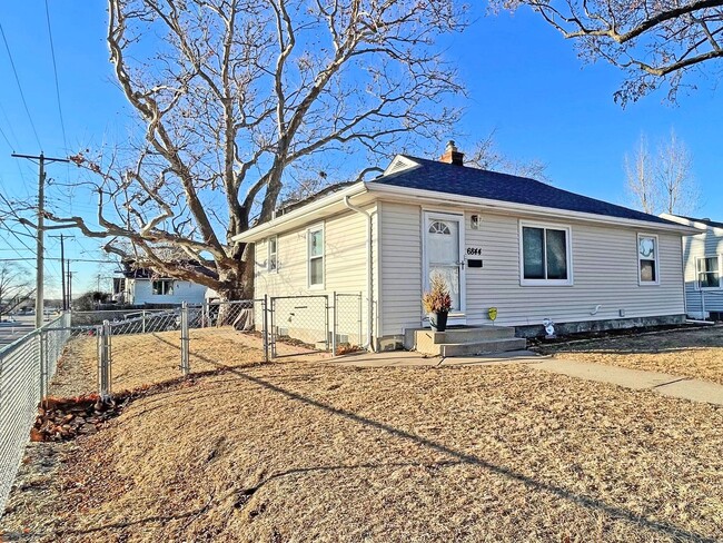 Remodeled Jewel has Fenced Yard, 3 Season ... - Remodeled Jewel has Fenced Yard, 3 Season ... Casa