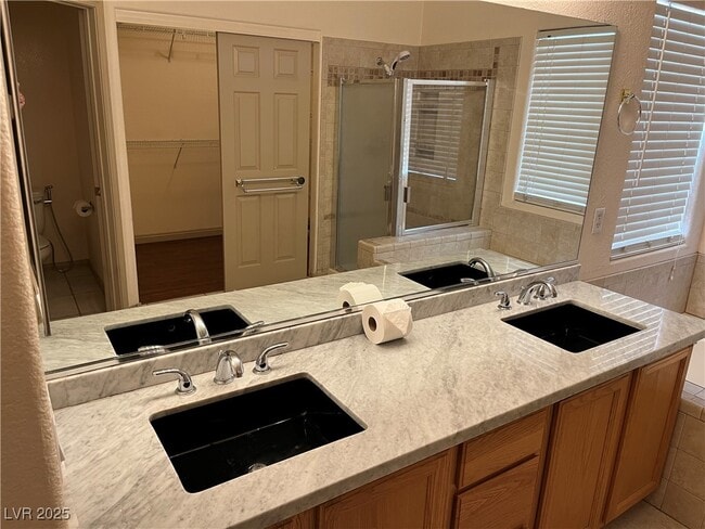 Photo - 5764 Yellowcrest Ct