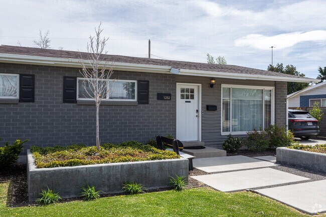 Photo - 1252 N Victoria Way