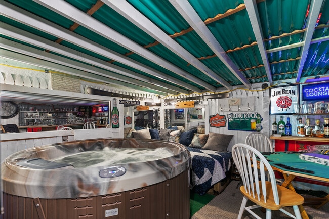 Photo - 7 Casey Dr Unidad Main Home