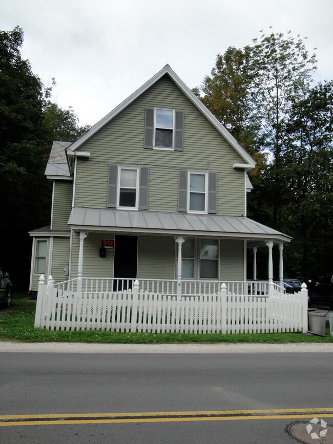 Building Photo - 51 Andover St Unit Apt 2