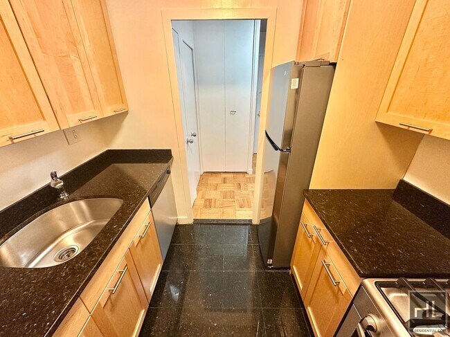 Photo - Fourth Avenue Unit 4N