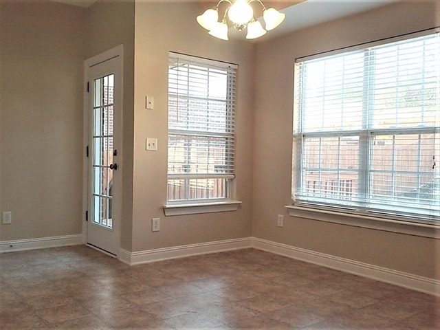 Photo - 7037 Oak Brook Terrace