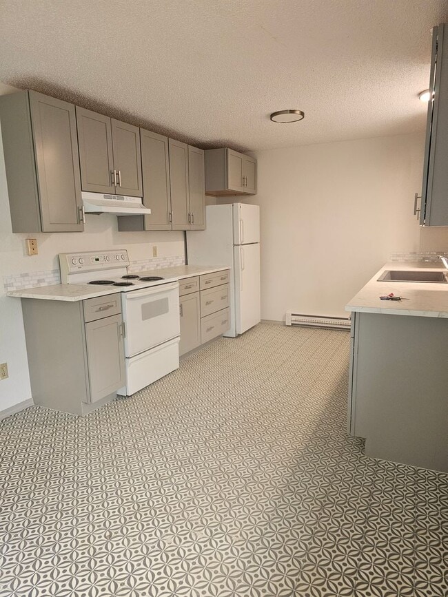 Photo - 210 NW Larry St Unit Upper