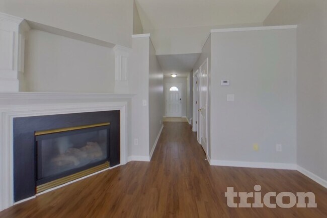 Photo - 2104 Gold Nugget Dr