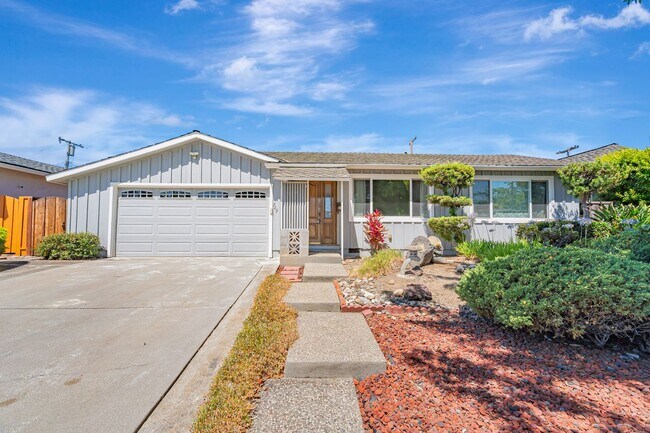 Photo - 729 Hickory Way House