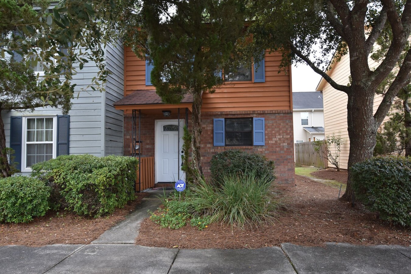 3 bedroom 2 1/2 bath in desirable Georgetown - 3 bedroom 2 1/2 bath in desirable Georgetown