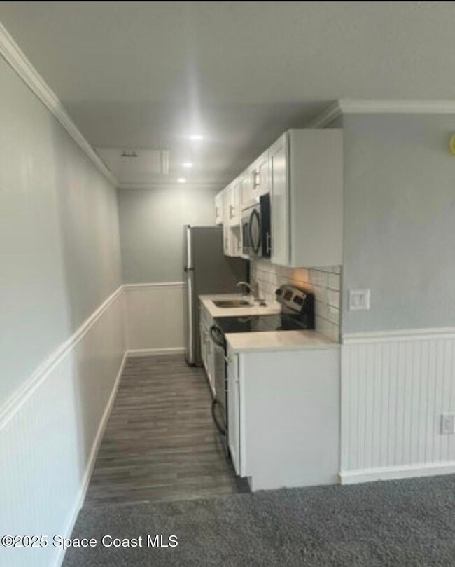 Photo - 1710 Bottlebrush Dr Unit 105