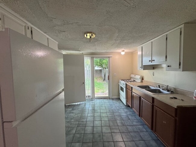 Photo - Downtown, 2 bedroom cottage