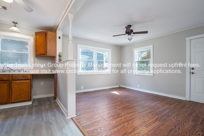 Photo - 2/1 Large home close to everything