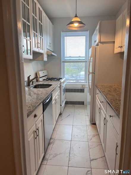 Photo - 70 Strawberry Hill Ave