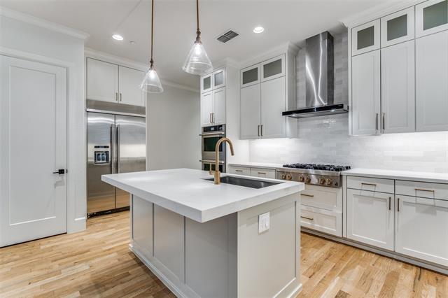 Photo - 4336 Emerson Ave