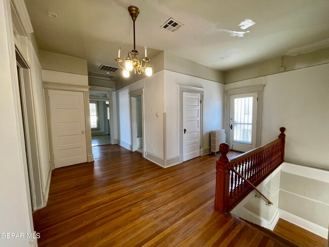 Photo - 901 E Rio Grande Ave