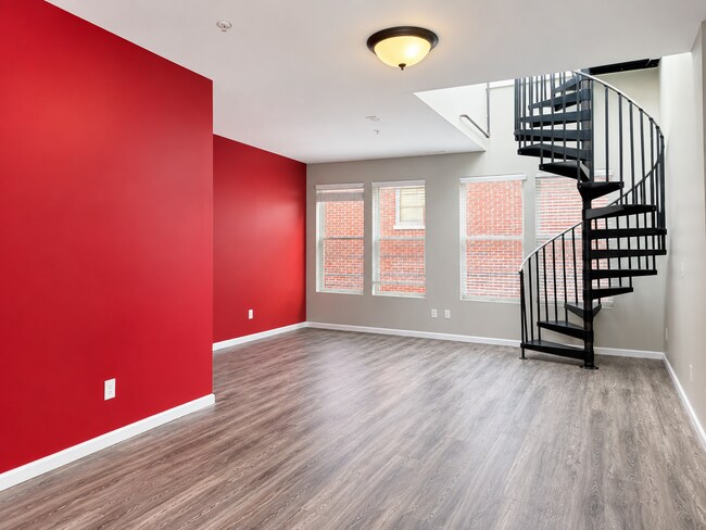 108 W 6th St Unit C