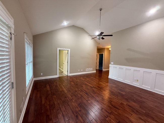 Photo - 133 Garden Dr