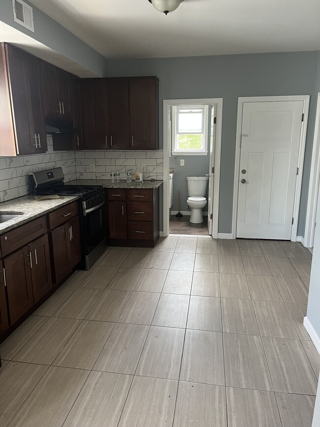 3rd Floor - 69 N 13th St