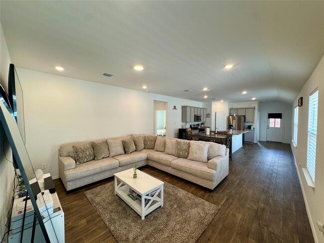 Photo - 120 Gerasa Dr