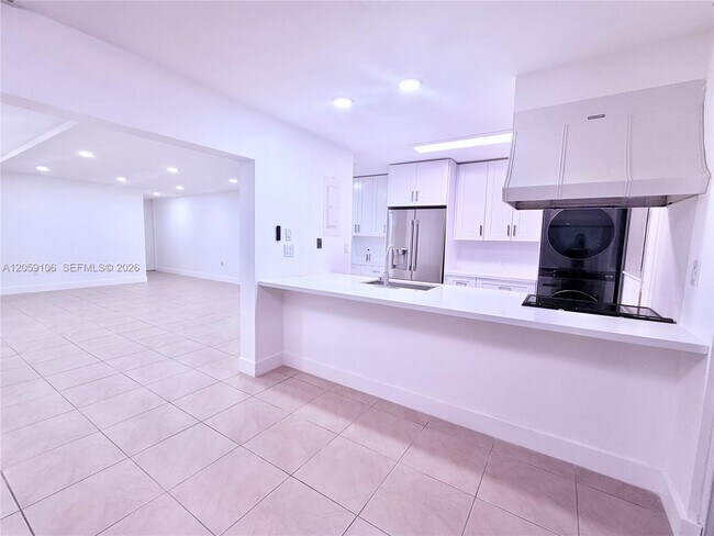 Photo - 7011 Crown Gate Ct