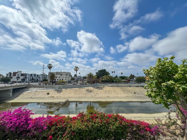 Photo - 5000 S Centinela Ave Unit Apt 125