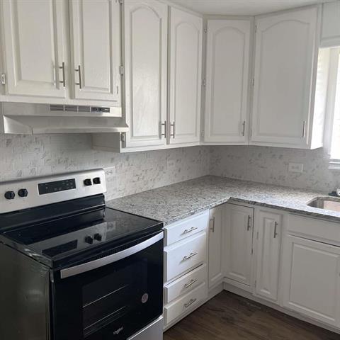 Photo - 302 S Rusk St