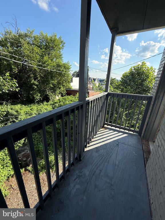 331 Maclay St Unidad 2