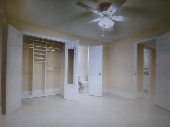 MASTER BEDROOM - 208 Danube Ave Unit 103