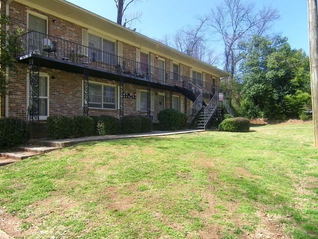 Building Photo - 435 N Church St Unit #3 Rental