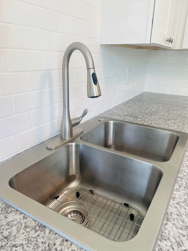 Ogburn Place Apartments