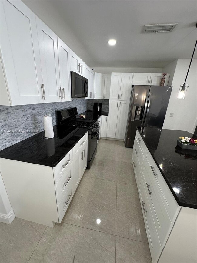 Photo - 12010 NW 33rd St