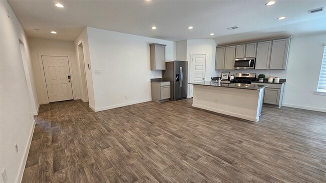 Photo - 31814 Whittis Hl Wy