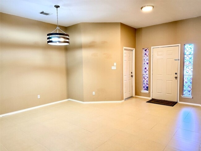 Photo - 23023 Canal Rd