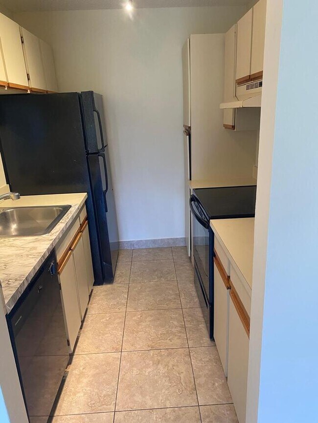 4281 W McNab Rd Unit 21