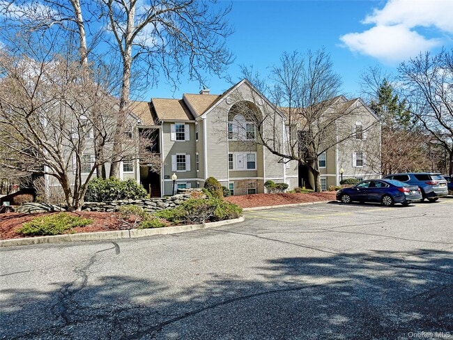 Photo - 1024 Washington Green