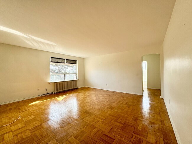 Photo - 2696 Lake Shore Blvd W Unité 16