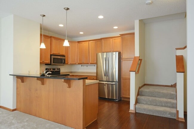 Photo - 2 Level Townhome in Maple Grove!