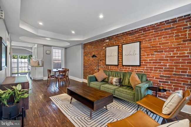 Building Photo - 1182 Morse St NE Rental