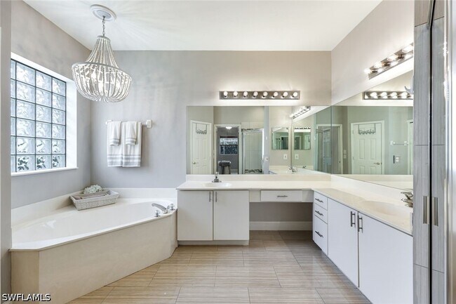 Photo - 697 Crossfield Cir