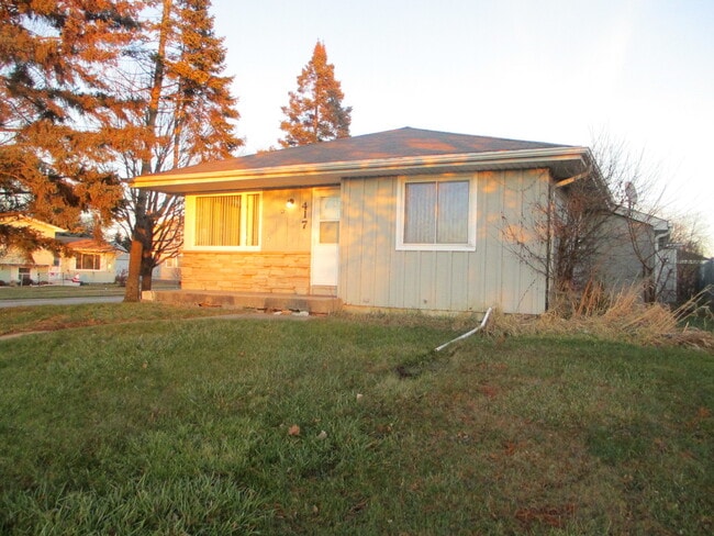 Building Photo - 417 Public Service Rd Rental