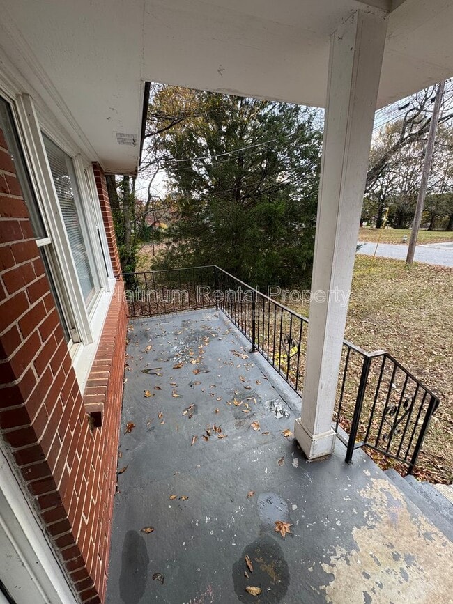 Photo - 97 Benson St