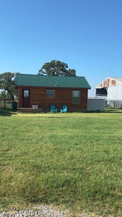 1/1 HORSES WELCOME - 1/1 HORSES WELCOME Casa