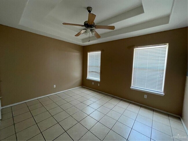 Photo - 12 South Dr Unit B