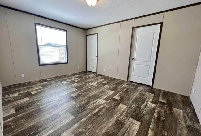 Photo - 6599 N Hampshire Dr