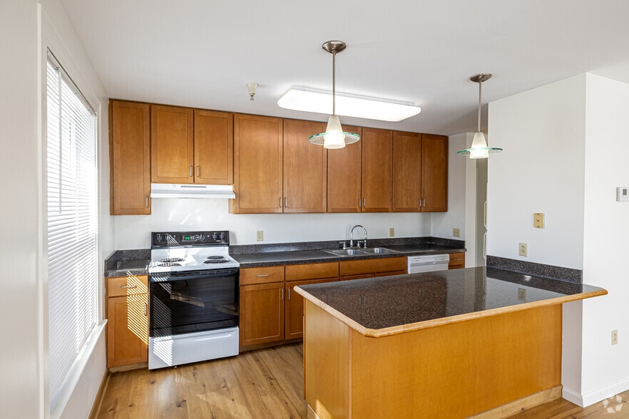 Washington Street Apartments