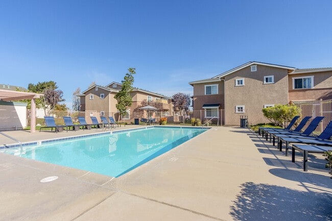 Knollwood Meadows Apartments