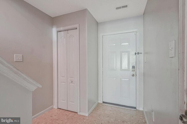 Photo - 2647 Longbow Ct