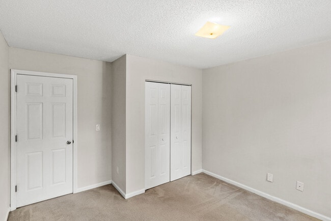 300 Armour St