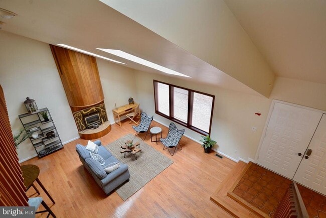 Photo - 8421 Alvin Rd